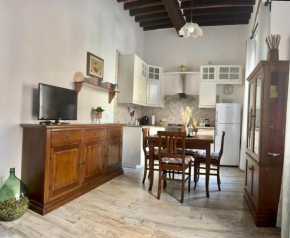 La Casa degli Artisti, appartamento in centro storico Montepulciano